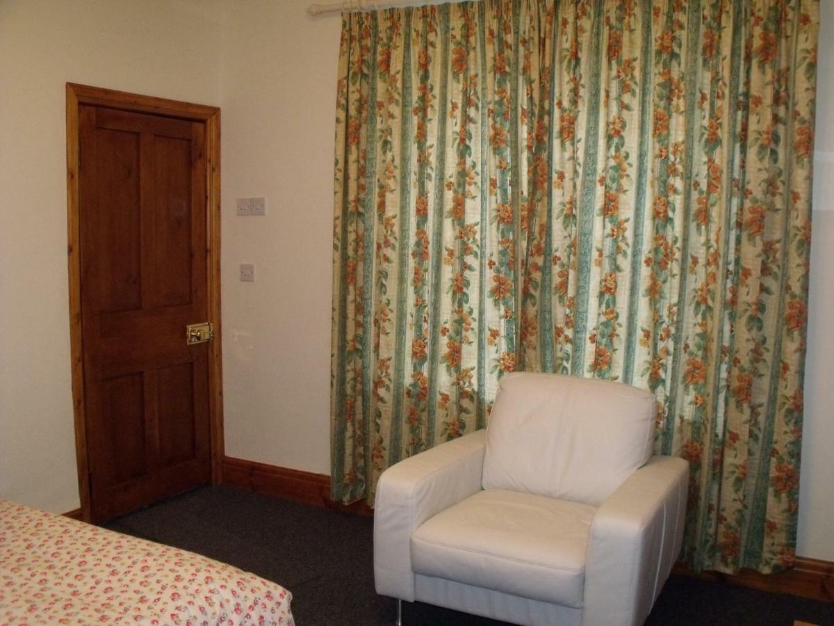 Llandderfel Cosy Ground Floor Disabled Friendly Room In Farm House מראה חיצוני תמונה