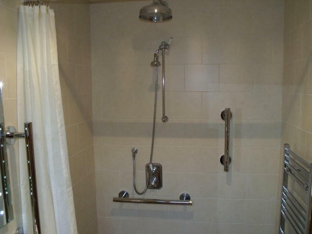 Llandderfel Cosy Ground Floor Disabled Friendly Room In Farm House מראה חיצוני תמונה
